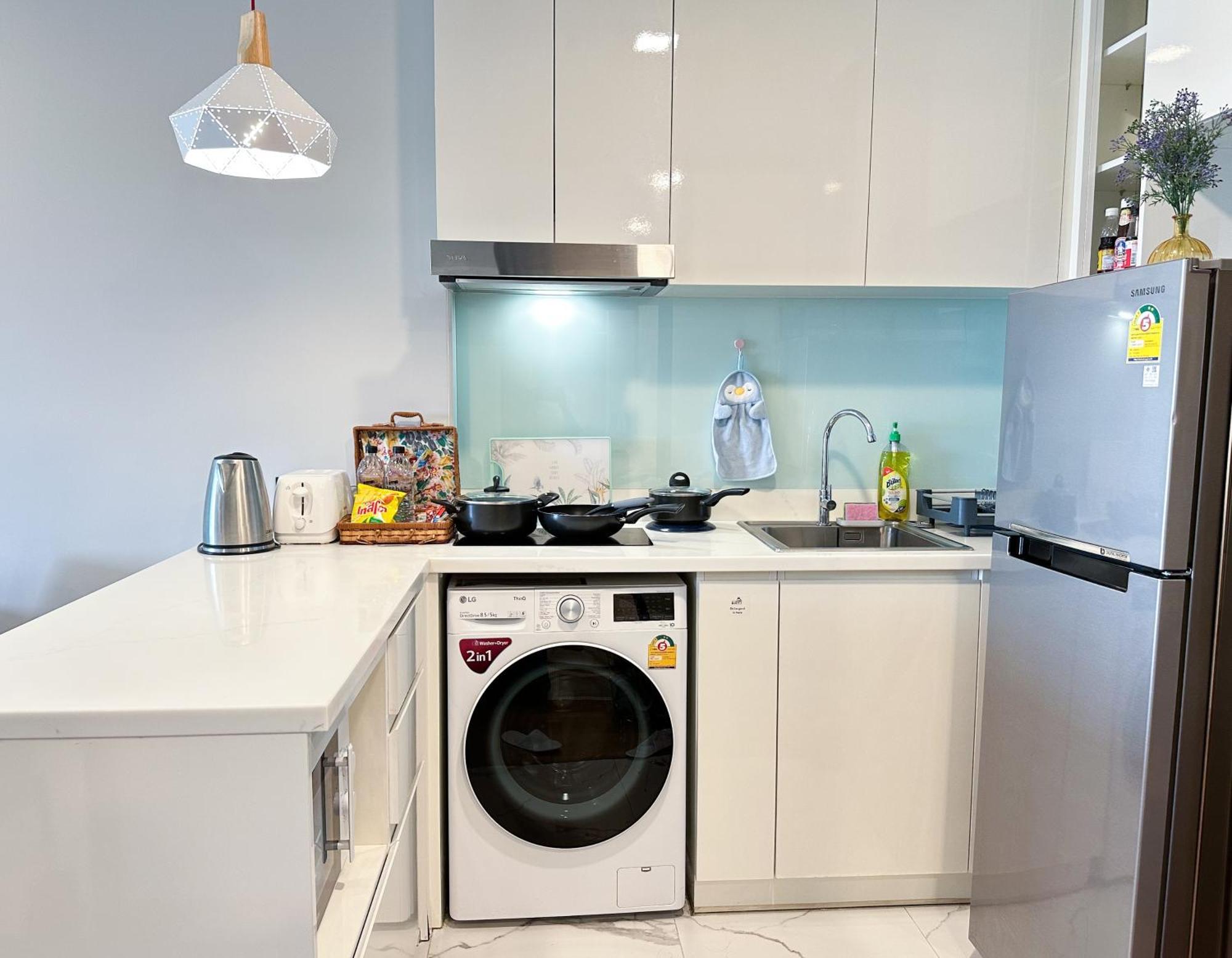 New & Cozy 2 Bedroom @ The Astra Sky River Чиангмай Экстерьер фото