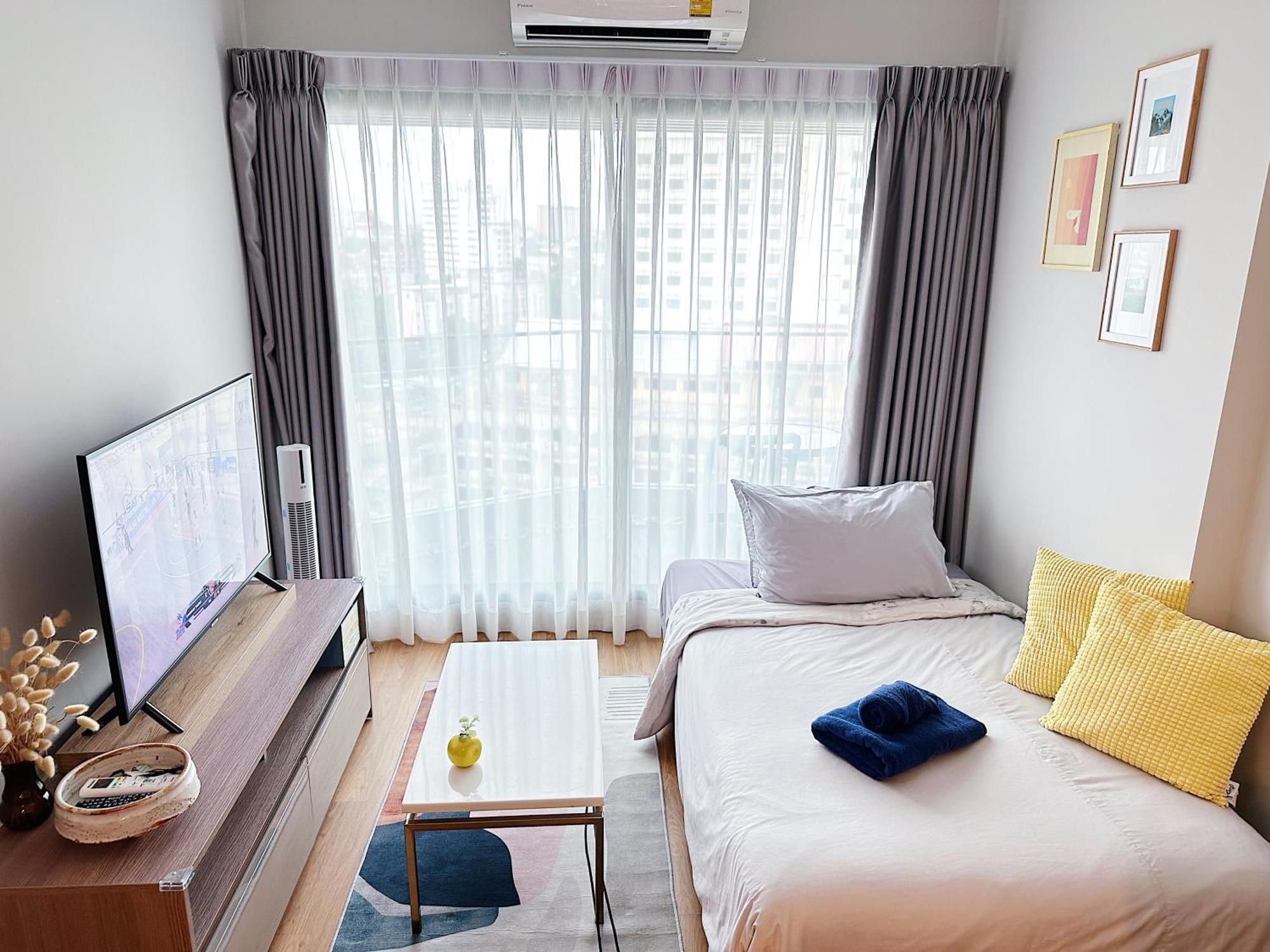 New & Cozy 2 Bedroom @ The Astra Sky River Чиангмай Экстерьер фото
